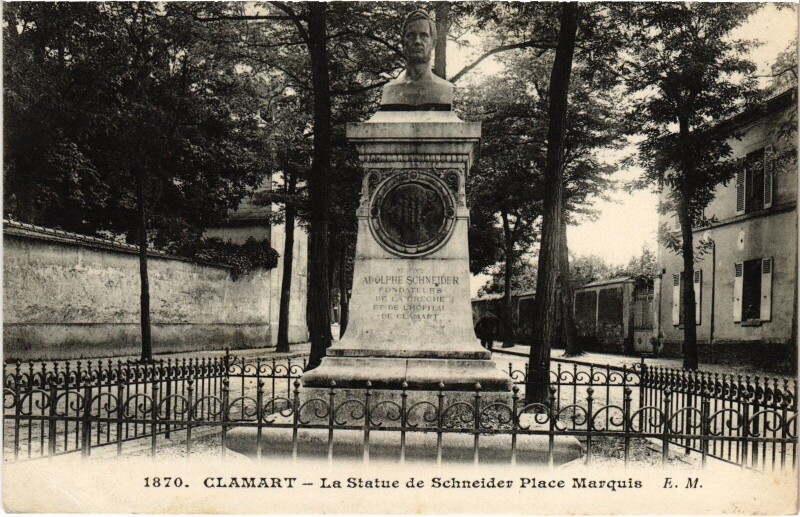 Carte postale ancienne Clamart La Statue de Schneider Place Marquis France à Clamart