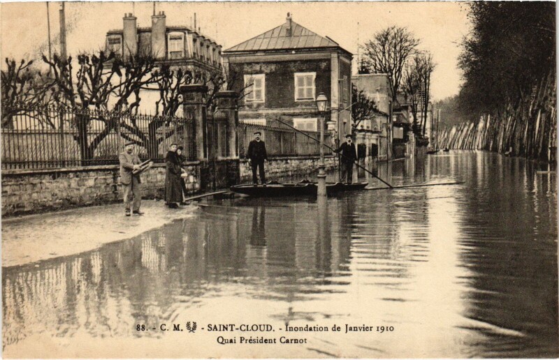 Carte postale ancienne Saint-Cloud Quai President Carnot France à Saint-Cloud