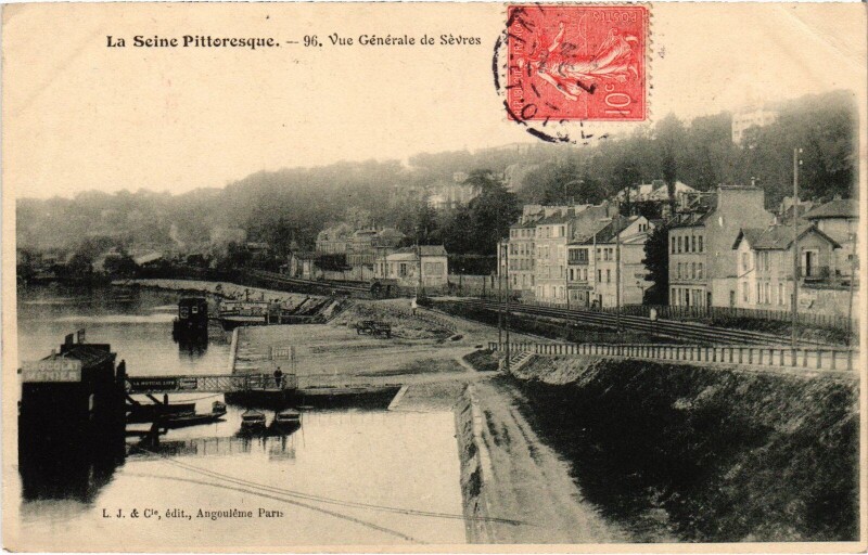 Carte postale ancienne Sevres Vue Generale France
