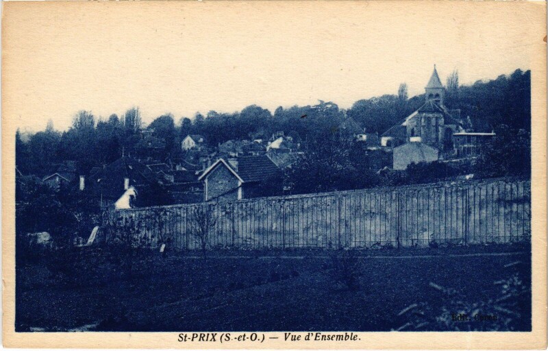 Carte postale ancienne Saint-Prix Vue d'Ensemble France à Saint-Prix