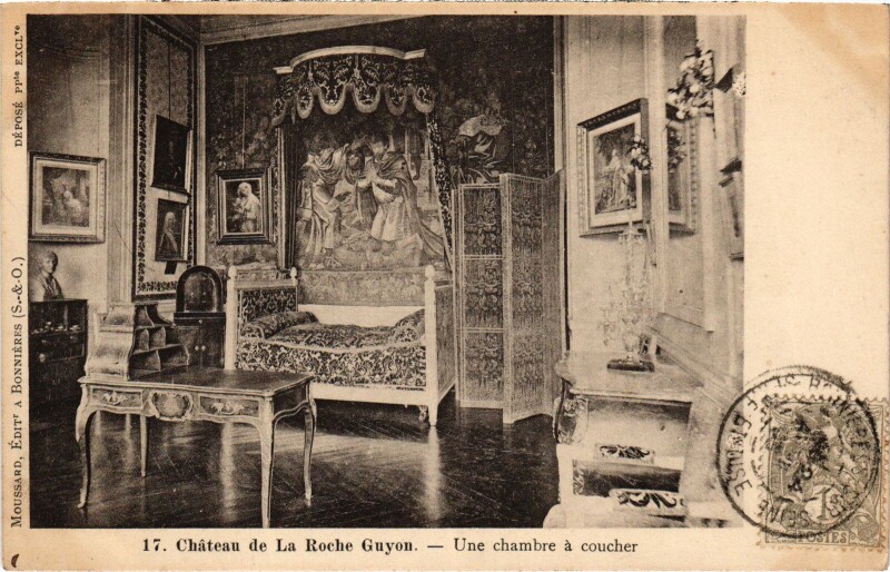 Carte postale ancienne La Roche-Guyon Le Chateau, Une chambre a coucher France à La Roche-Guyon