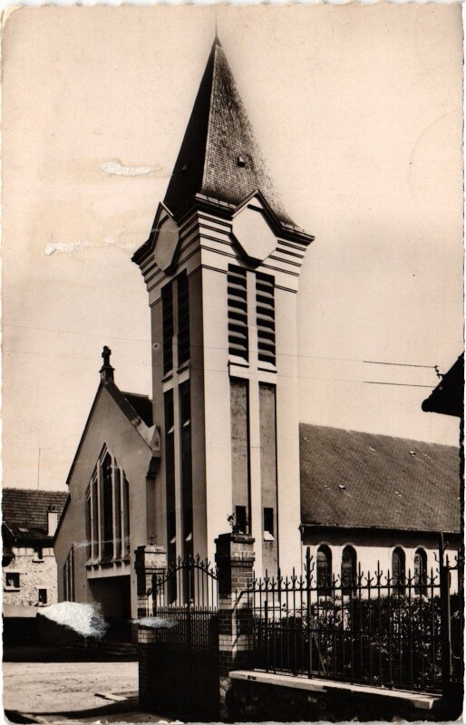 Carte postale ancienne Eaubonne L'Eglise du Sacre-Coeur France à Eaubonne