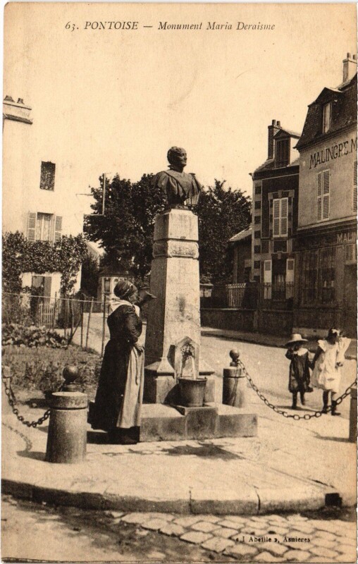 Carte postale ancienne Pontoise Monument Maria Deraisme France à Pontoise