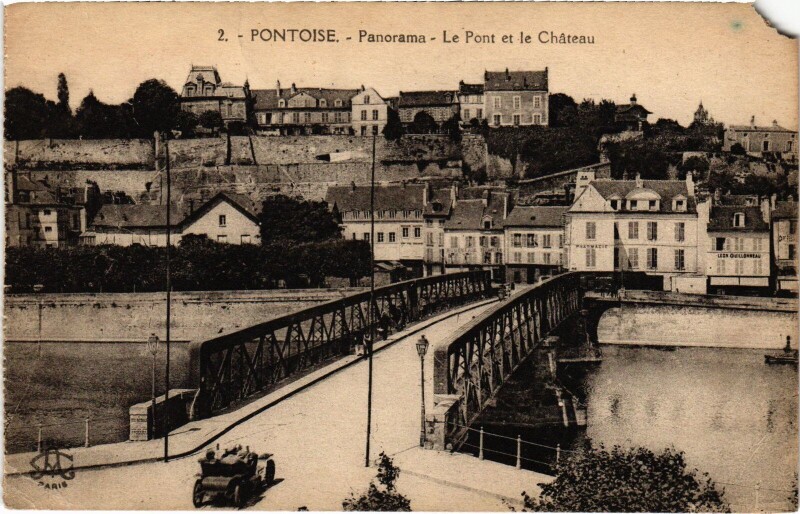 Carte postale ancienne Pontoise Panorama, Le Pont et le Chateau France à Pontoise