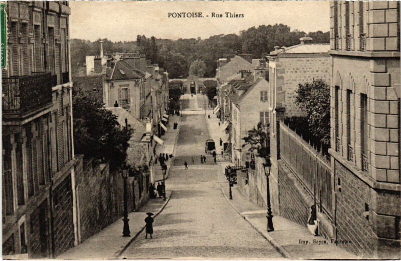 Carte postale ancienne Pontoise Rue Thiers France à Pontoise
