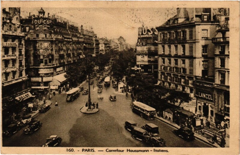 Carte postale ancienne Paris 9e - Carrefour Hausmann à Paris 9e