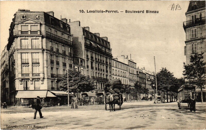 Carte postale ancienne Levallois-Perret Boulevard Bineau France à Levallois-Perret