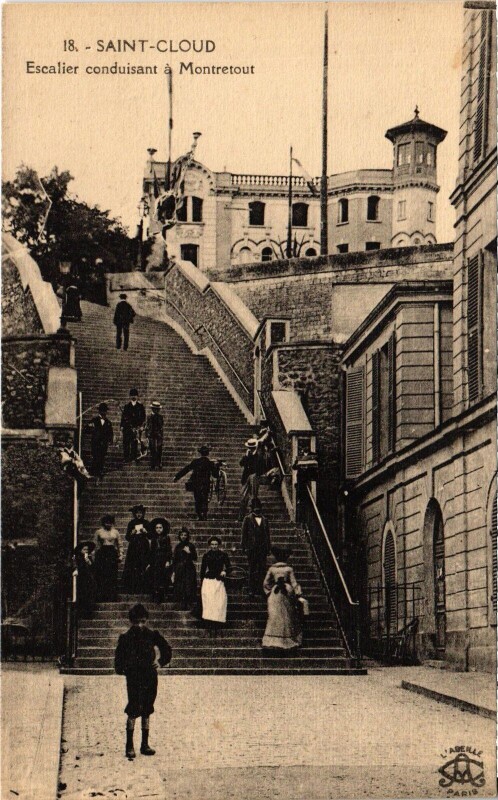 Carte postale ancienne Saint-Cloud Escalier conduisant a Montretout France à Saint-Cloud