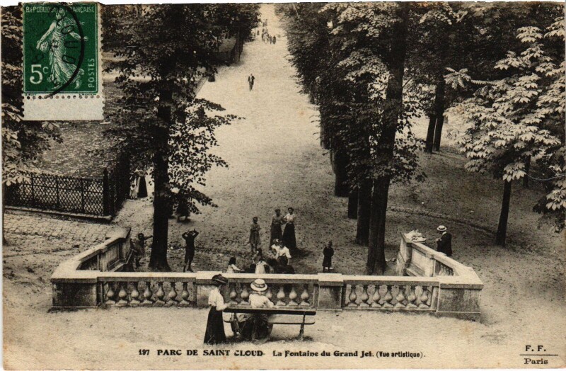 Carte postale ancienne Saint-Cloud La Fontaine du Grand Jet France à Saint-Cloud