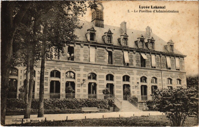 Carte postale ancienne Bourg la Reine Lycee Lakanal, Le Pavillon d'Administration France à Bourg-la-Reine