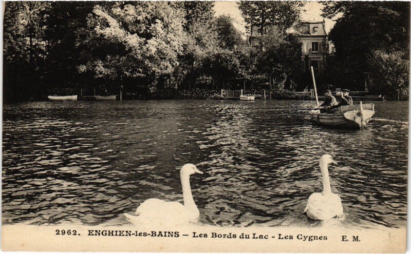 Carte postale ancienne Enghien les Bains Les Bords du Lac, Les Cygnes France à Enghien-les-Bains