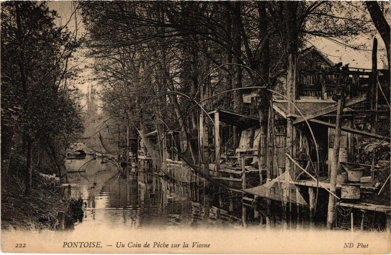 Carte postale ancienne Pontoise Un Coin de Peche s la Viosne France à Pontoise