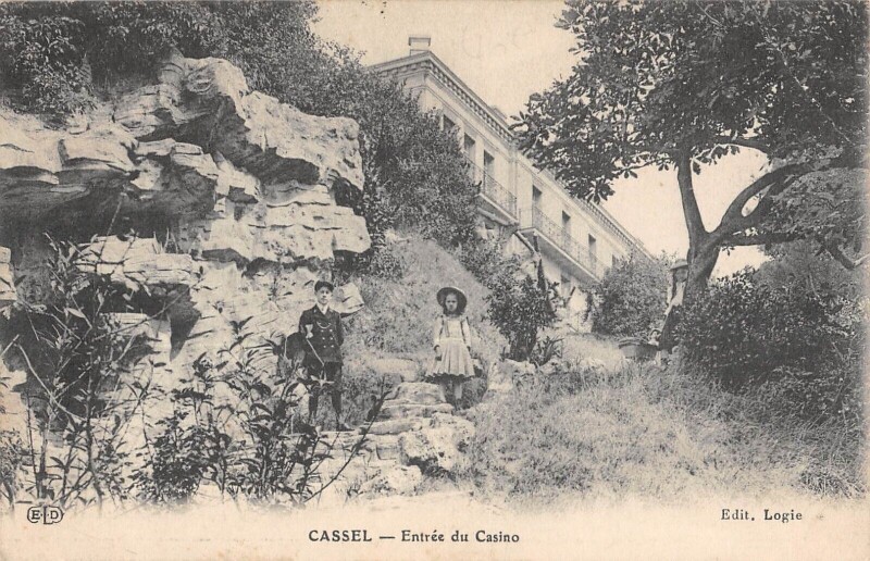 Carte postale ancienne Cassek Entree Du Casino