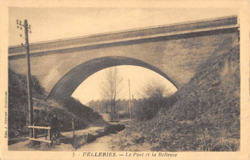 Carte postale ancienne Felleries Le Pont Et Belleuse à Felleries