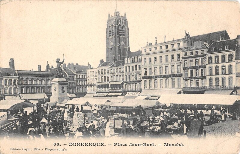 Carte postale ancienne Dunkerque Place Jean Bart Marche à Dunkerque