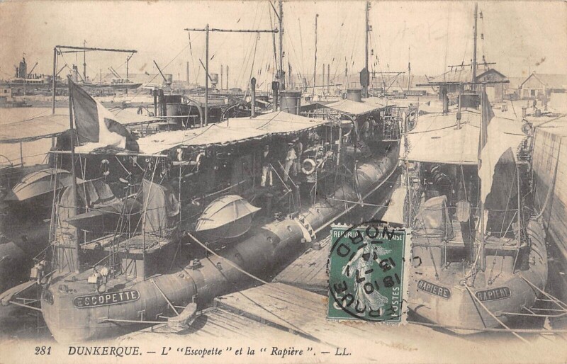 Carte postale ancienne Dunkerque L'Escopette Et La Rapiere à Dunkerque