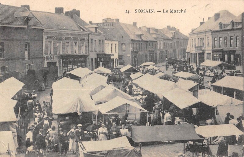 Carte postale ancienne Somain Le Marche à Somain