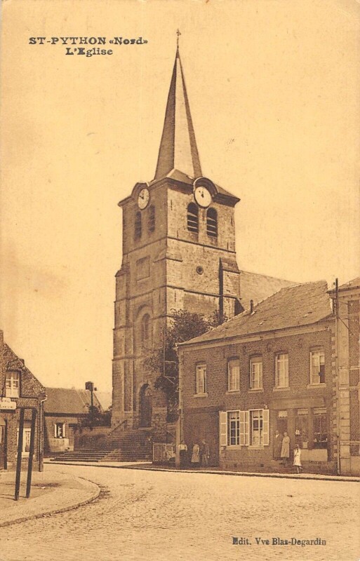 Carte postale ancienne Saint Python L'Eglise - Cliche Rare à Saint-Python