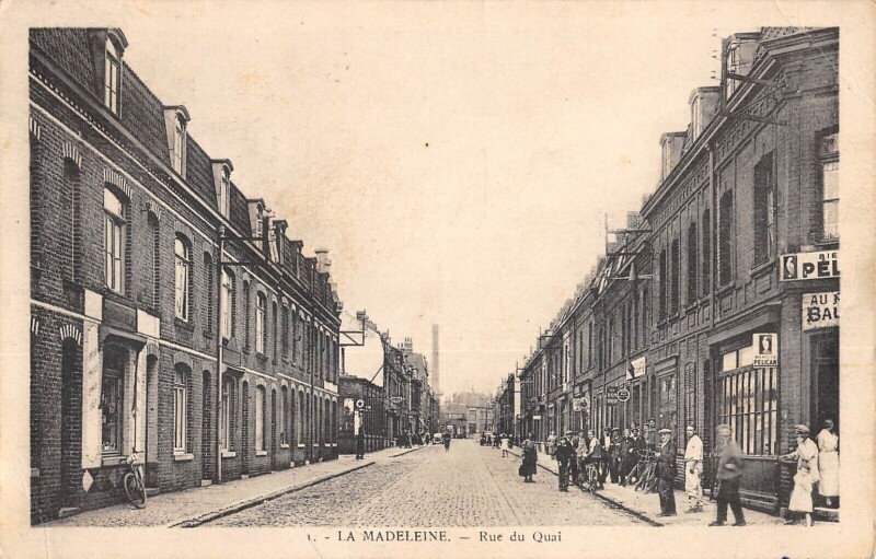 Carte postale ancienne La Madeleine Nord Rue Du Quai à La Madeleine