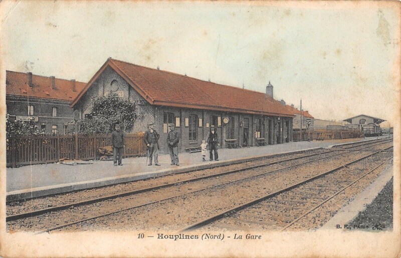 Carte postale ancienne Houplines La Gare à Houplines