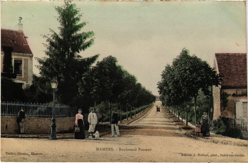 Carte postale ancienne Mamers Boulevard Pasteur à Mamers