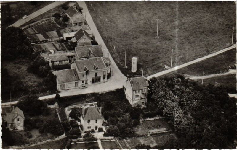 Carte postale ancienne Saint-Pierre-Aigle La Boulangerie à Saint-Pierre-Aigle