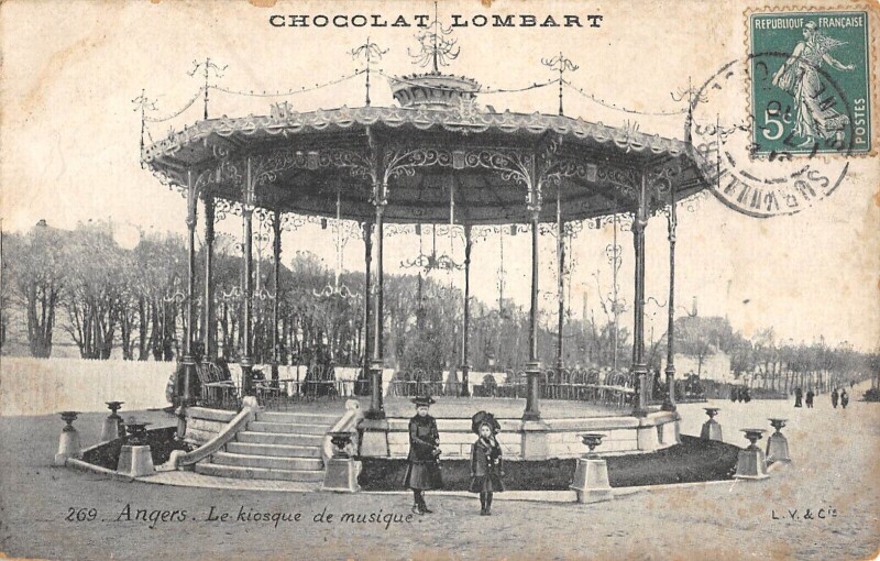Carte postale ancienne Angers Le Kiosque De Musique à Angers