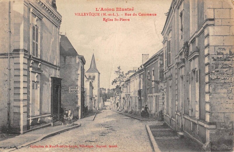 Carte postale ancienne Villeveque Rue Du Commerce