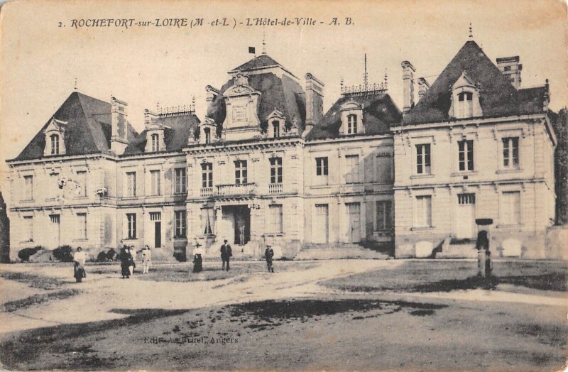 Carte postale ancienne Rochefort Sur Loire Hotel De Ville à Rochefort-sur-Loire