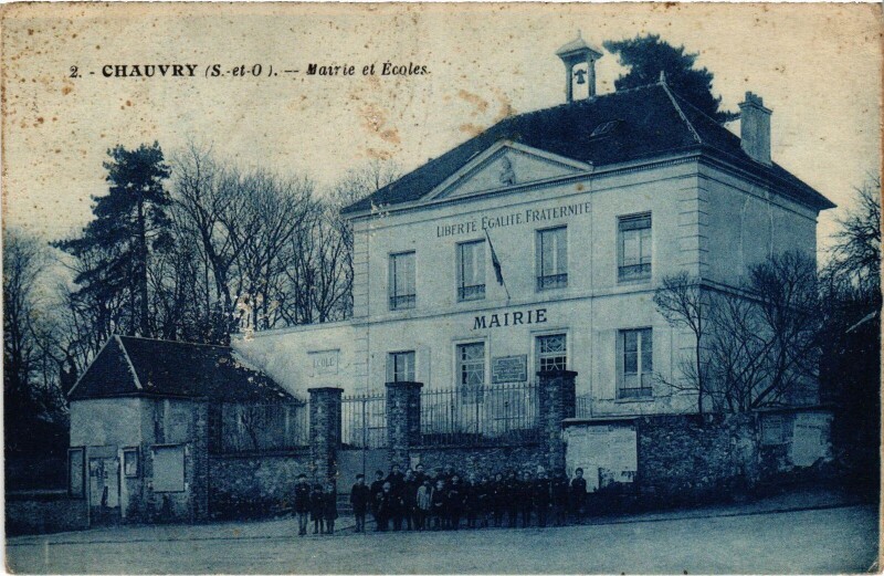 Carte postale ancienne Chauvry Mairie et Ecoles France à Chauvry