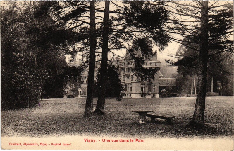 Carte postale ancienne Vigny Une vue dans le Parc France à Vigny