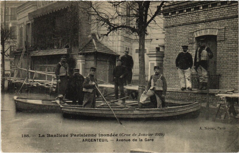 Carte postale ancienne Argenteuil Avenue de la Gare France à Argenteuil