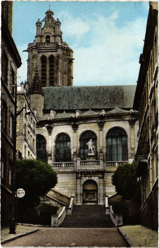 Carte postale ancienne Pontoise L'Eglise Saint-Maclou France à Pontoise