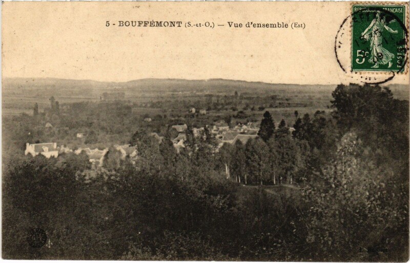 Carte postale ancienne Bouffemont Vue d'ensemble France