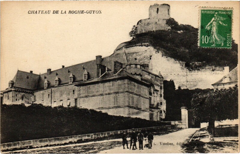 Carte postale ancienne La Roche-Guyon Le Chateau France à La Roche-Guyon