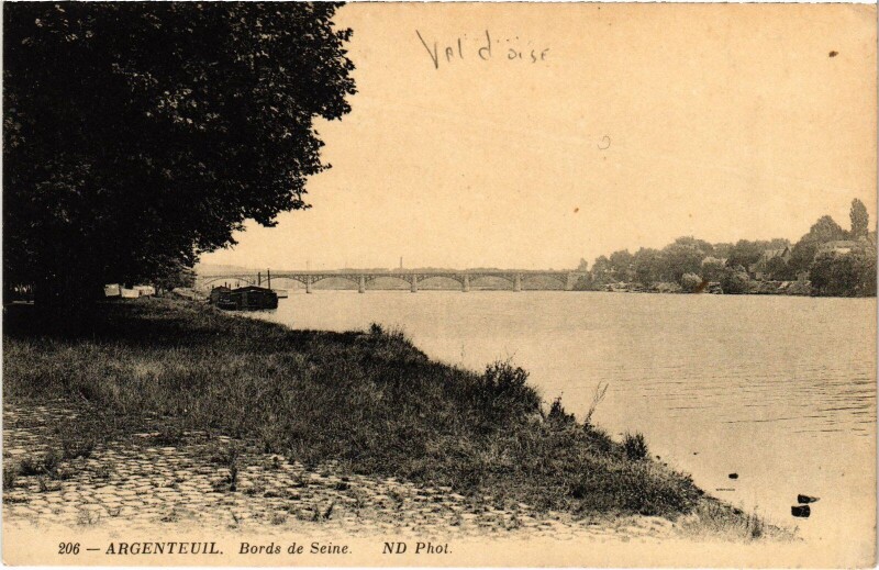 Carte postale ancienne Argenteuil Bords de Seine France à Argenteuil