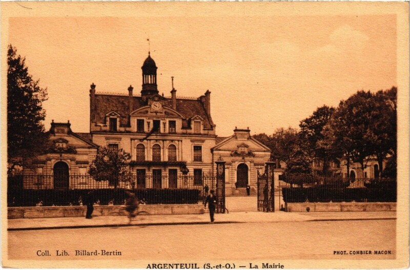 Carte postale ancienne Argenteuil La Mairie France à Argenteuil
