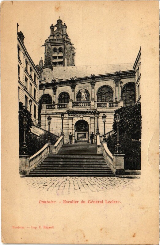 Carte postale ancienne Pontoise Escalier du General Leclerc France à Pontoise