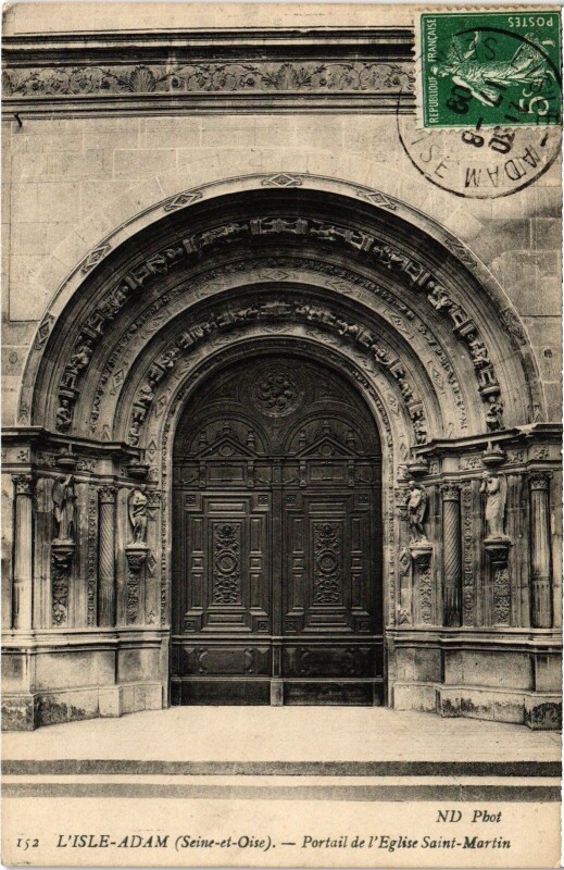 Carte postale ancienne L'Isle Adam Portail de l'Eglise Saint-Martin France à L'Isle-Adam
