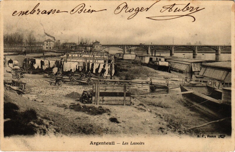 Carte postale ancienne Argenteuil Les Lavoirs France à Argenteuil