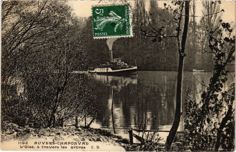 Carte postale ancienne Auvers sur Oise L'Oise, a travers les arbres France à Auvers-sur-Oise