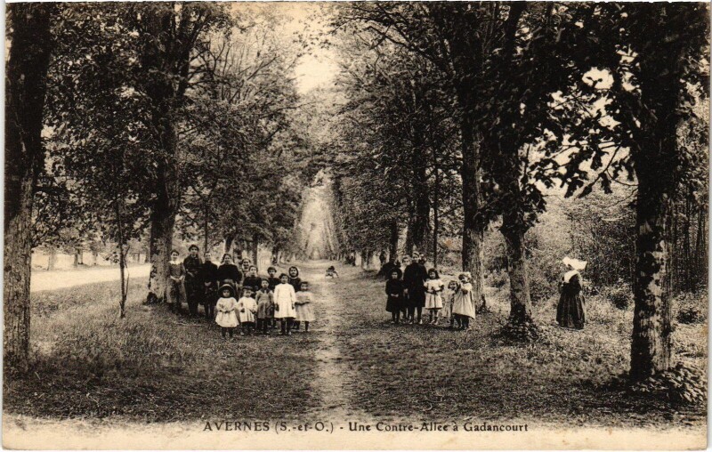 Carte postale ancienne Avernes Une Contre Allee a Gadancourt France à Avernes