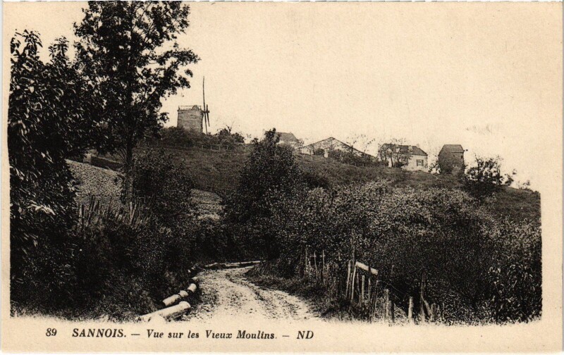 Carte postale ancienne Sannois Vue sur les Vieux Moulins France à Sannois