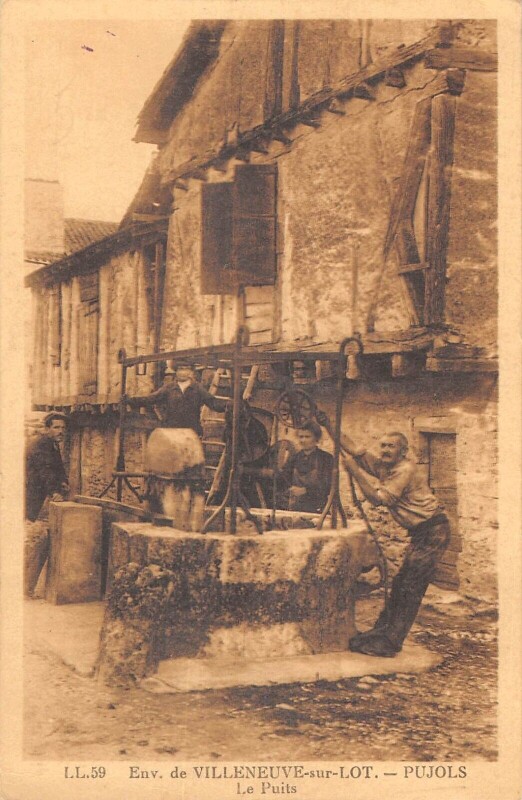 Carte postale ancienne Pujols Le Puits à Pujols