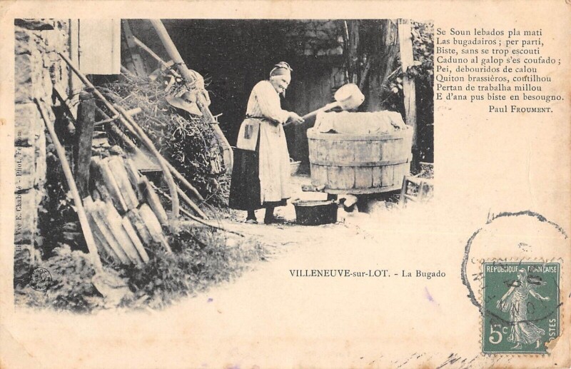 Carte postale ancienne Villeneuve Sur Lot Le Bugado à Villeneuve-sur-Lot