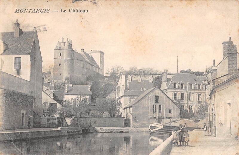 Carte postale ancienne Montargis Le Chateau à Montargis