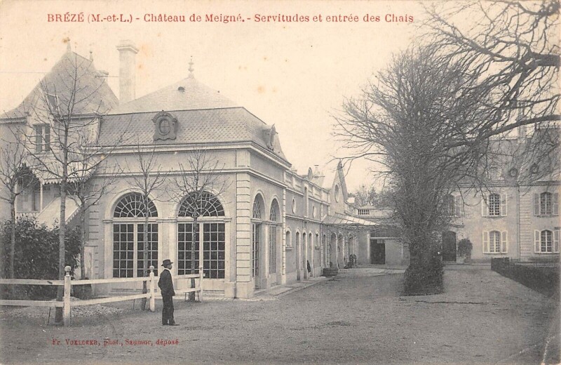 Carte postale ancienne Breze Chateau De Meigne Servitudes
