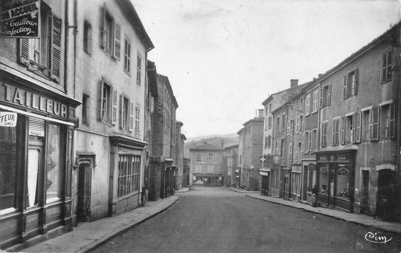 Carte postale ancienne Boen Place De La Republique