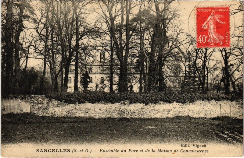 Carte postale ancienne Sarcelles Ensemble du Parc et de la Maison France à Sarcelles