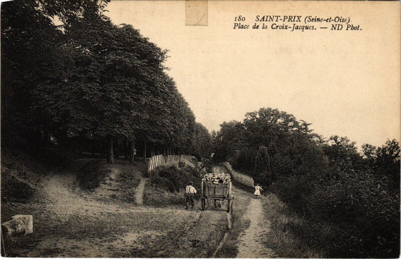Carte postale ancienne Saint-Prix Place de la Croix Jacques France à Saint-Prix